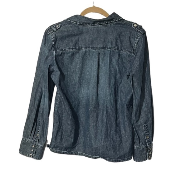 Chico’s Chambray Jacket Size Medium Dark Blue Silver Button - Picture 2 of 4